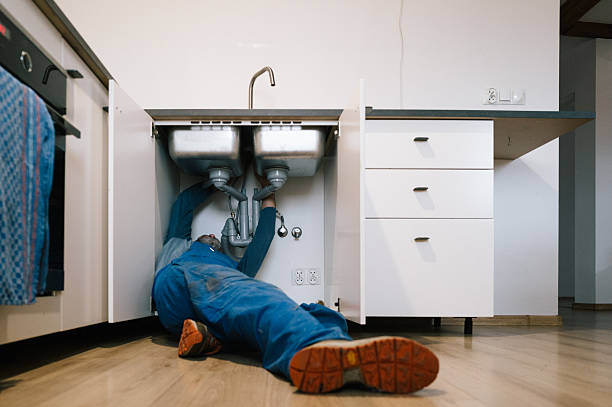 Professional Leak Detection technician working in Augusta, KY